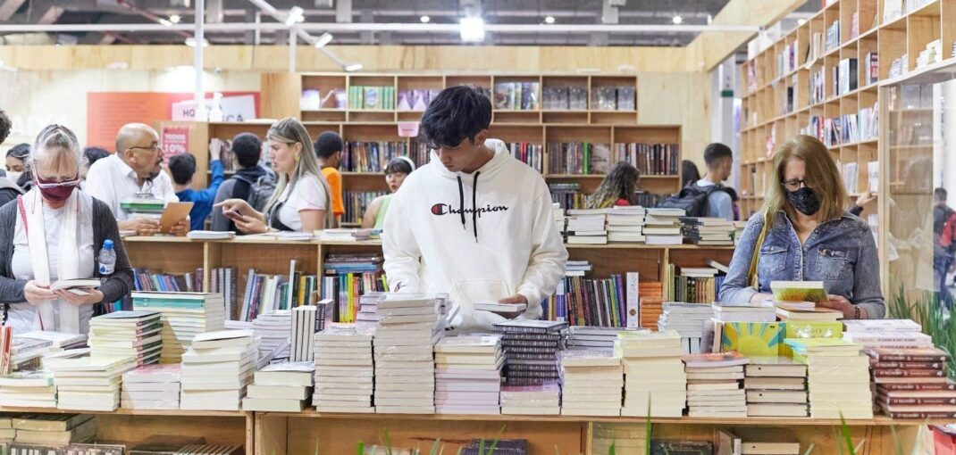 bienal-do-livro-de-sp:-veja-os-principais-autores-nacionais-confirmados